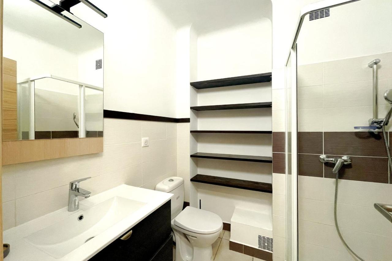 L'albigny - Lovely - 150 M Apartment